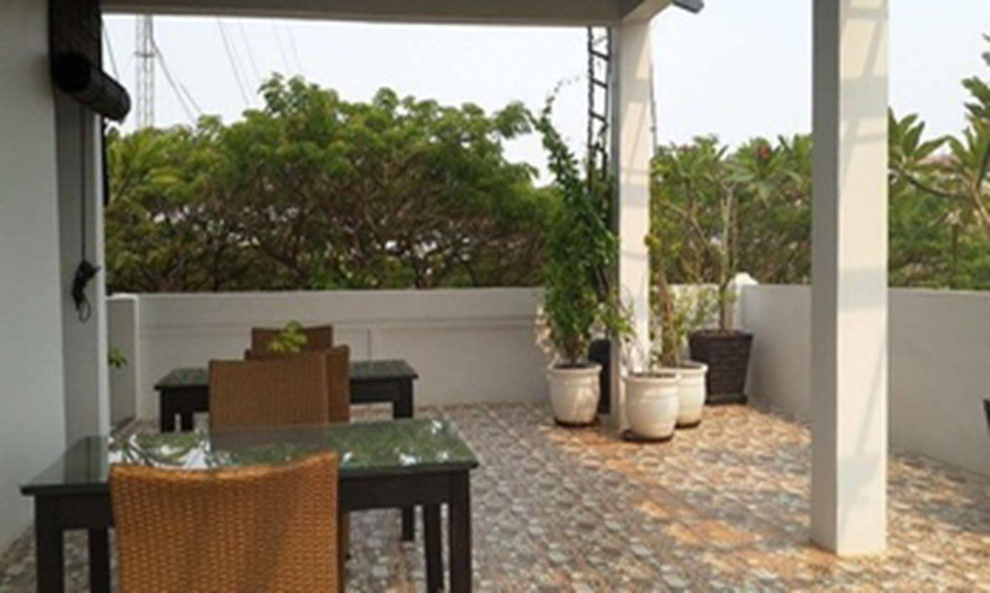 Oriental Siem Reap Exterior foto