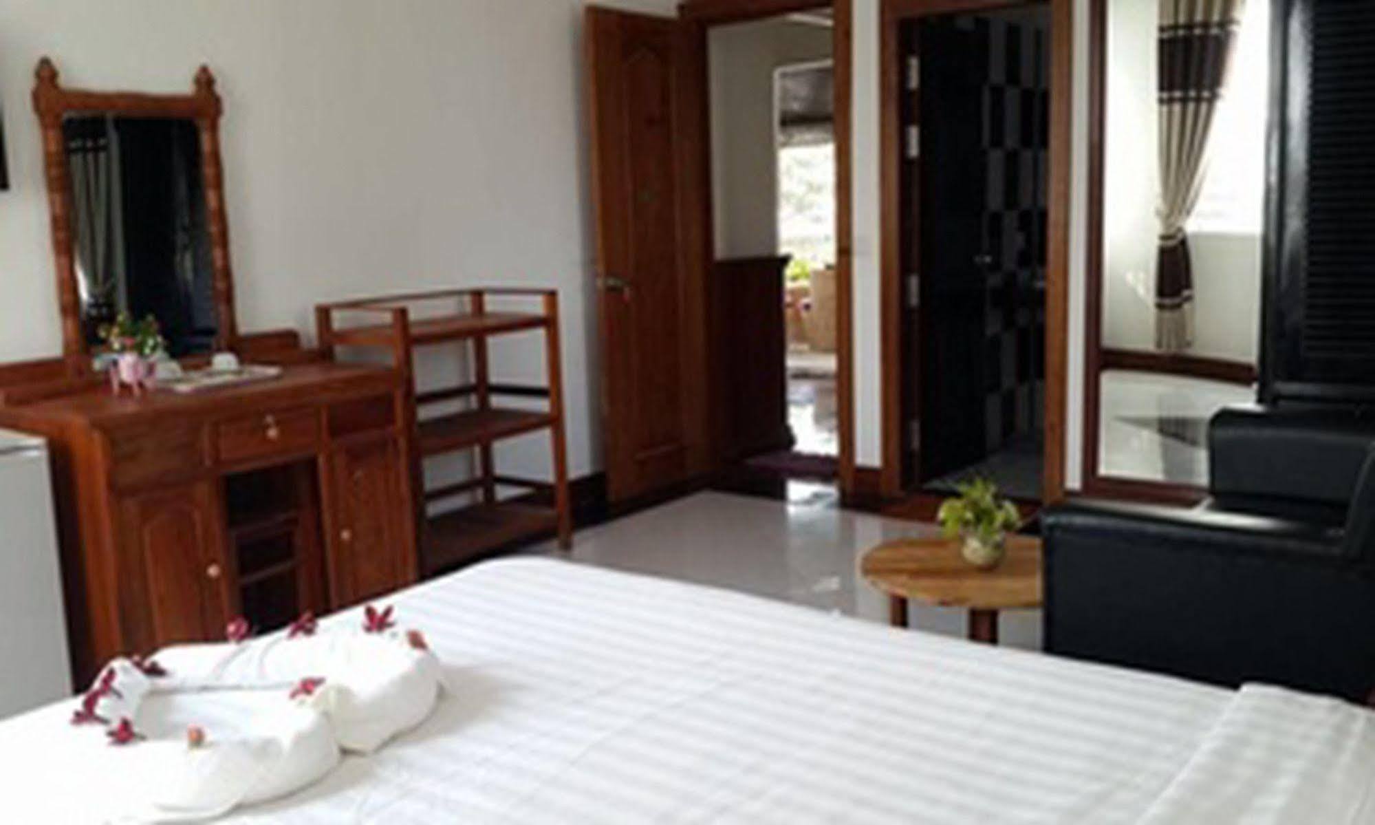 Oriental Siem Reap Exterior foto